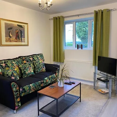 1 Bed Apt- Rural Views- Juliette Balcony - Parking Apartment Millom