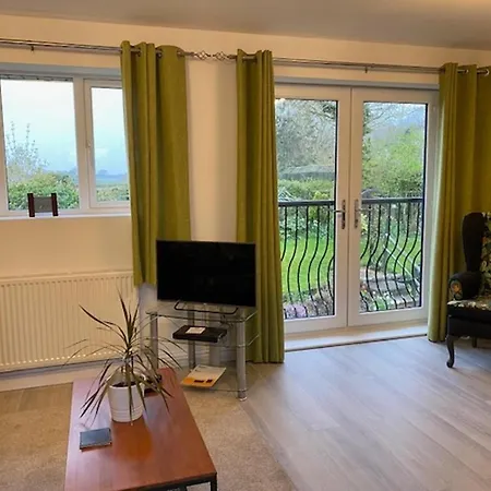 1 Bed Apt- Rural Views- Juliette Balcony - Parking Millom
