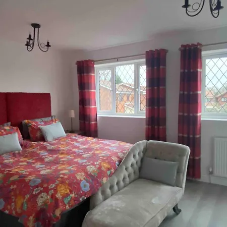 1 Bed Apt- Rural Views- Juliette Balcony - Parking Apartment Millom